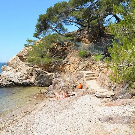 Sur Les Iles D'or La Londe-les-Maures